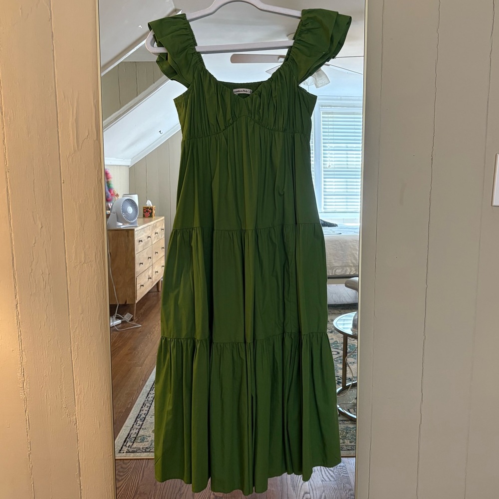 Abercrombie Green Maxi Dress